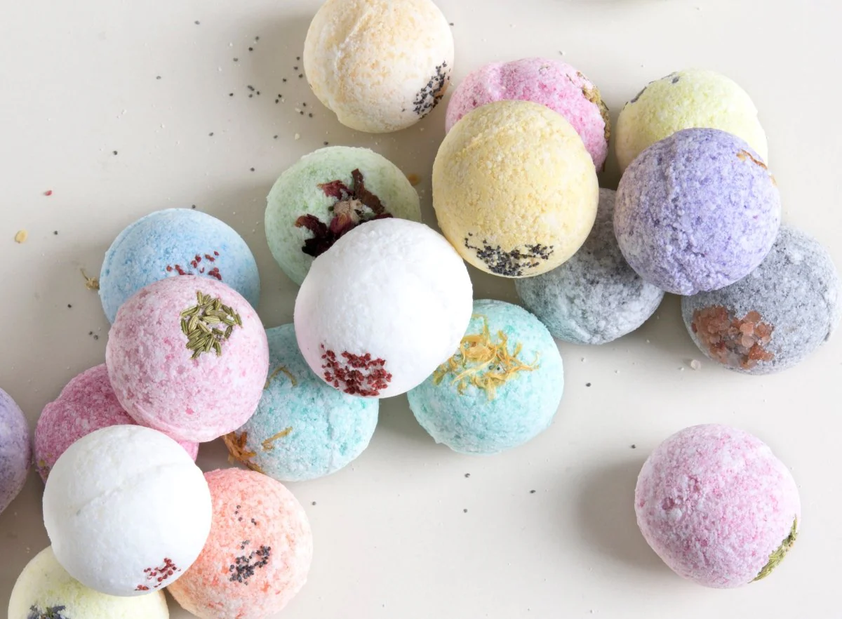 Sentimental Bath Bomb Gift Box - Image 5